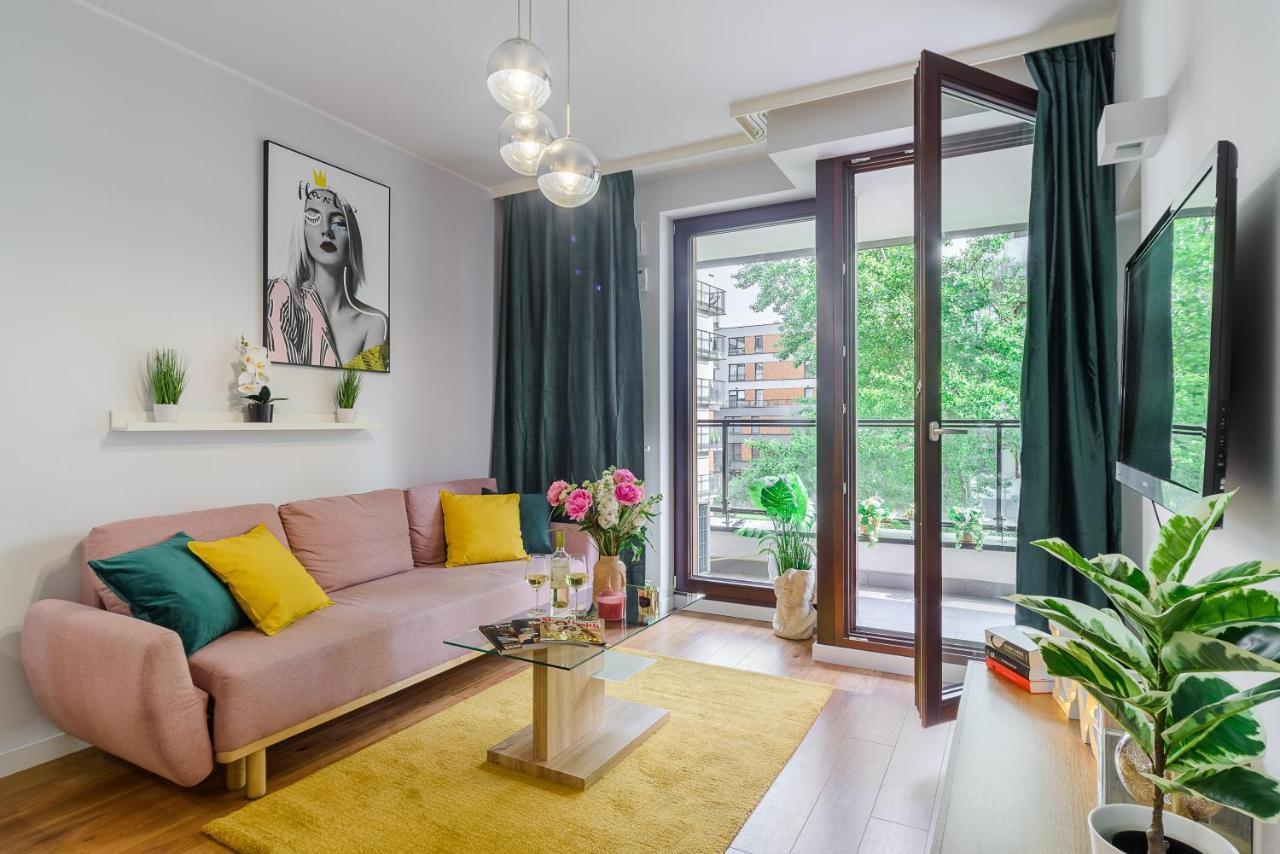 Lumina Apartments Near Warsaw Uprising Museum ภายนอก รูปภาพ