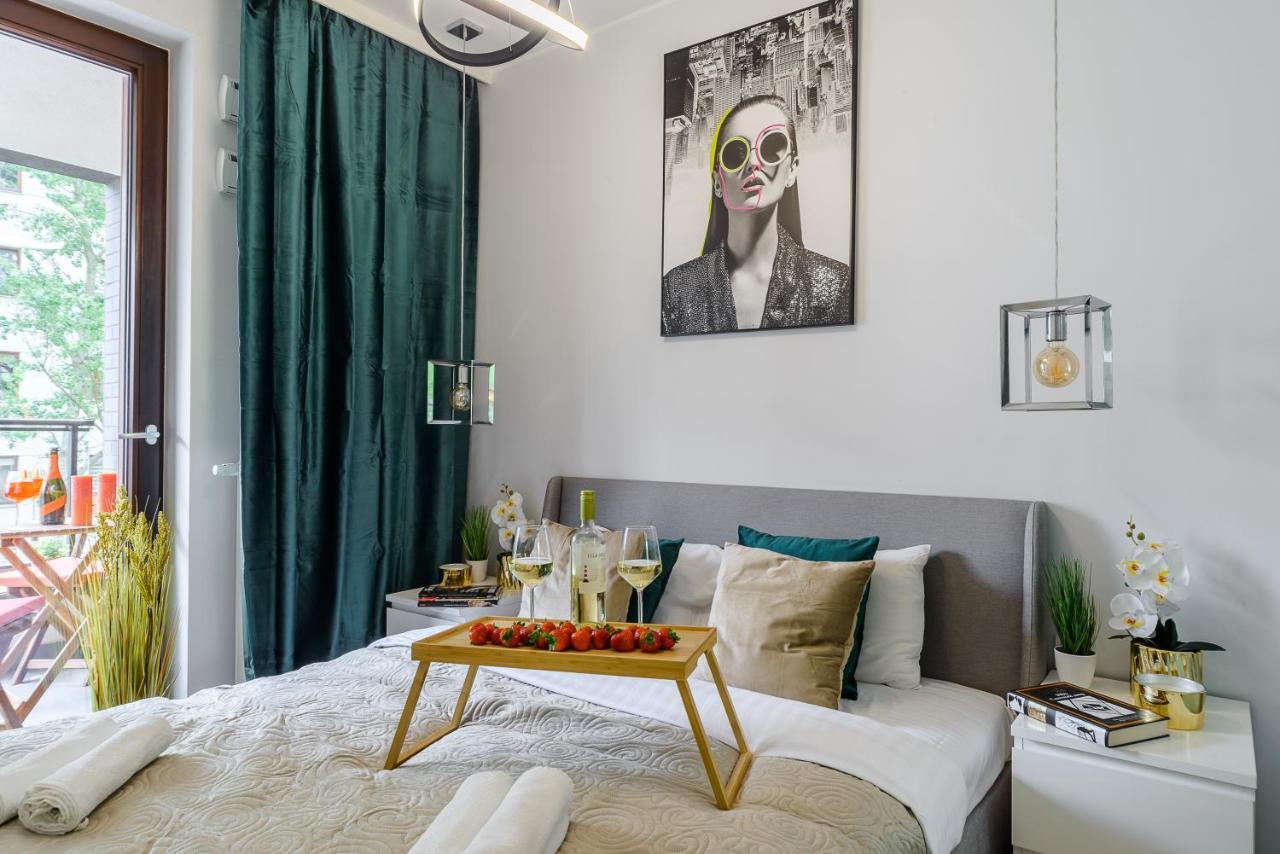 Lumina Apartments Near Warsaw Uprising Museum ภายนอก รูปภาพ
