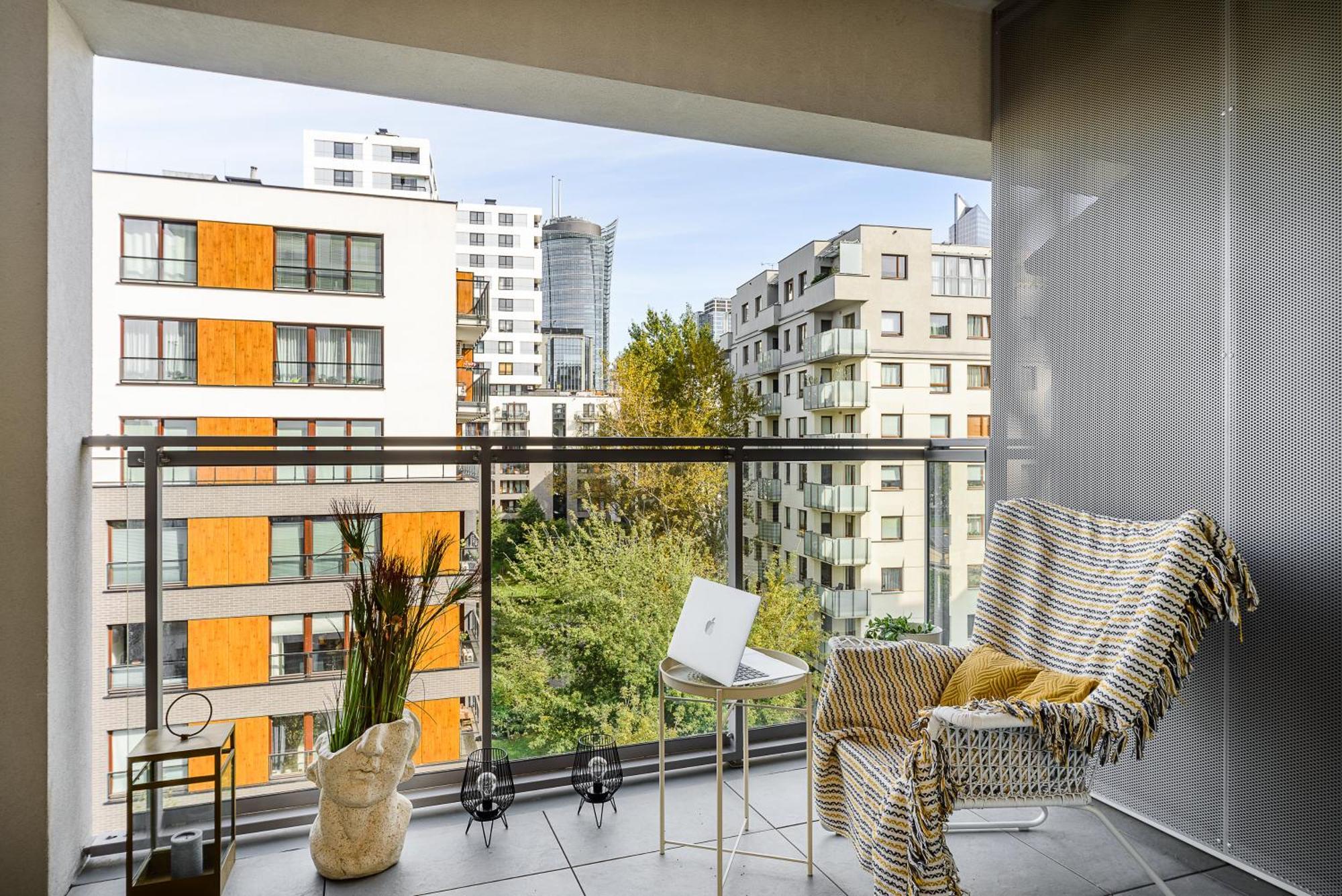Lumina Apartments Near Warsaw Uprising Museum ภายนอก รูปภาพ
